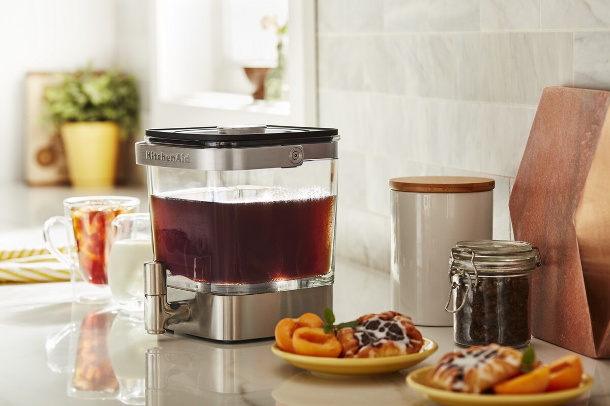 38 oz Cold Brew Coffee Maker - Brushed Stainless Steel - Image 4